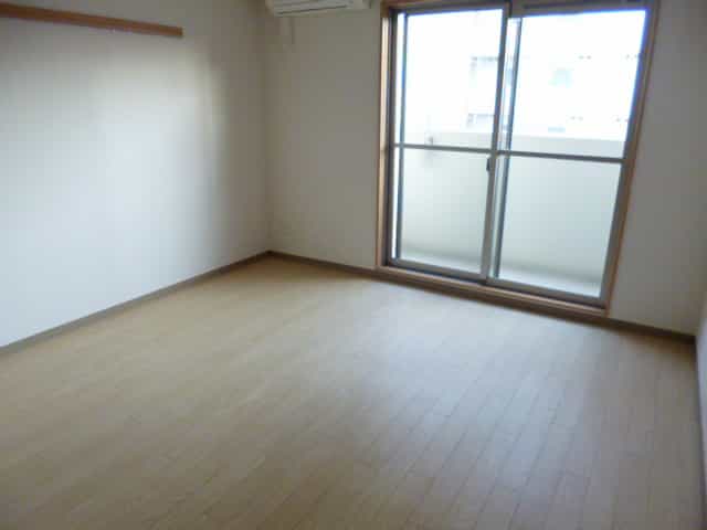 ＧＲＯＯＶＥ南草津2室内写真
