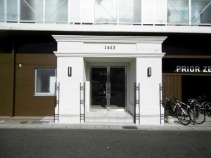 プリオールＺＥＮ弐番館のエントランス