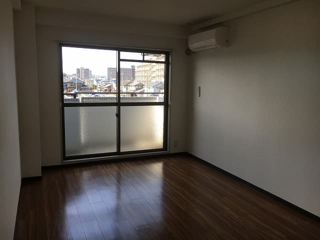 ディアコート青地１室内写真