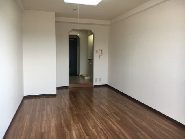 ディアコート青地１室内写真