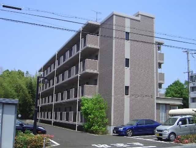 グラフィーネ草津野路東外観写真