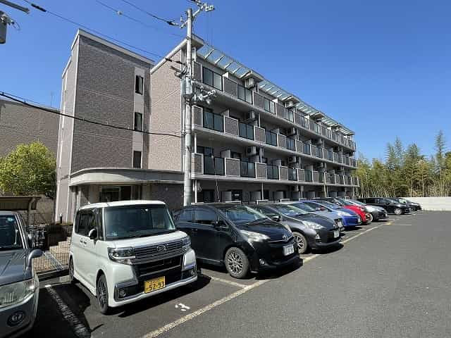 グラフィーネ草津野路東外観、共用部写真