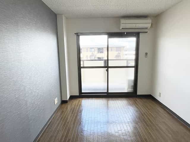 エレガンスコート瀬田室内写真