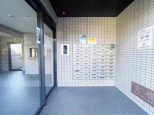 野路一番館外観、共用部写真