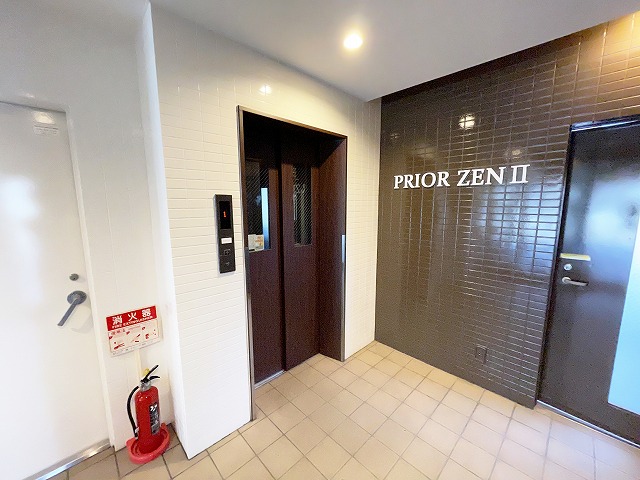 プリオールＺＥＮ弐番館外観、共用部写真