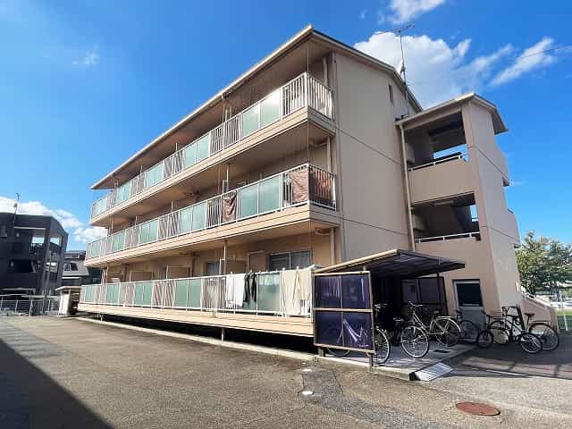 加藤マンション(リノベ)外観写真