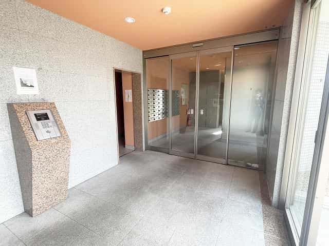 エンゼルプラザイースト2外観、共用部写真