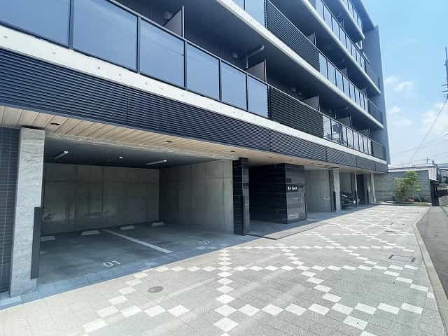 R-6Court外観、共用部写真