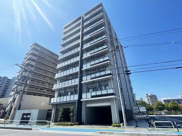 クレアドーレ南草津外観写真