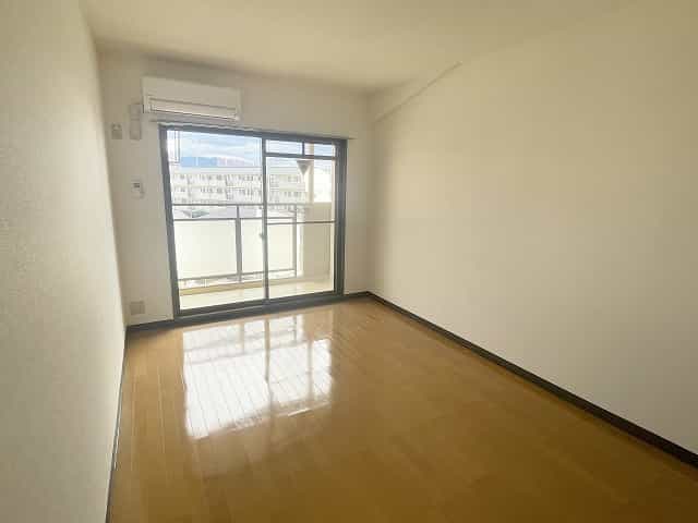 ラルース2室内写真