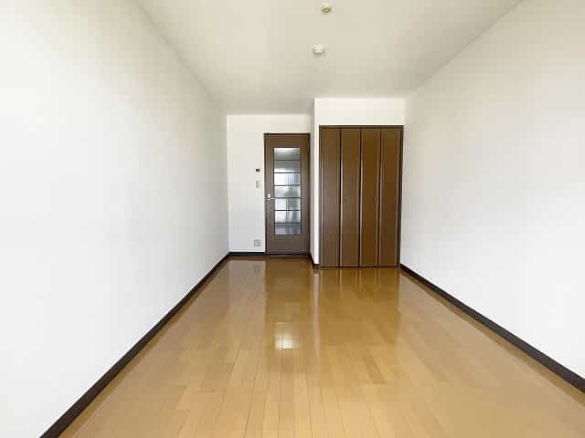 ラルース2室内写真