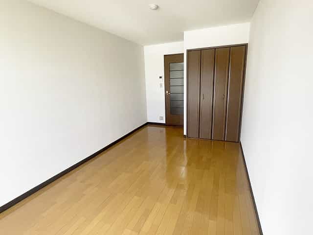 ラルース2室内写真